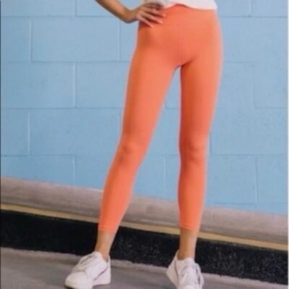 Zyia Active Legging Sport Moon Cut Out Bright Coral size 6-8 - Picture 15 of 15